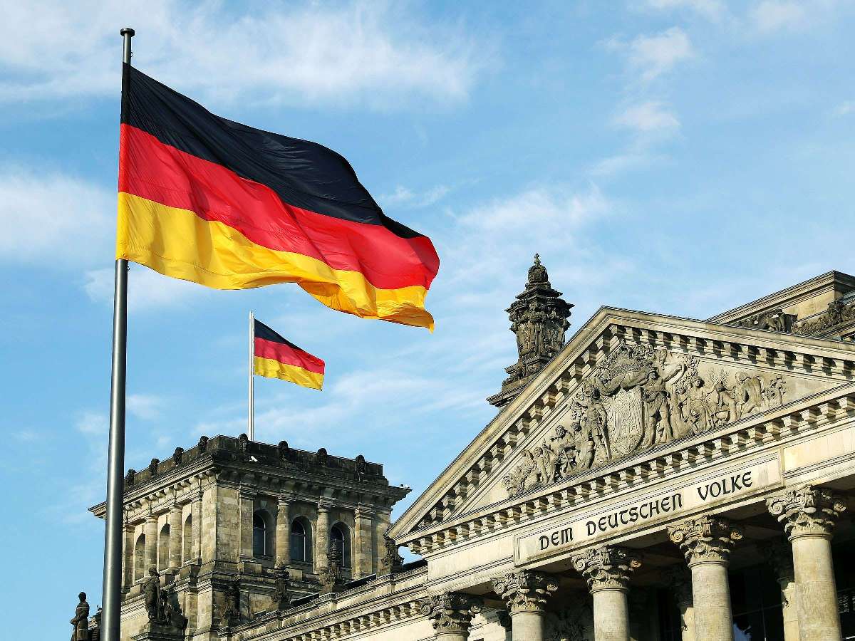 Yüzlerce Alman Politikacının Kişisel Verisi Sızdırıldı