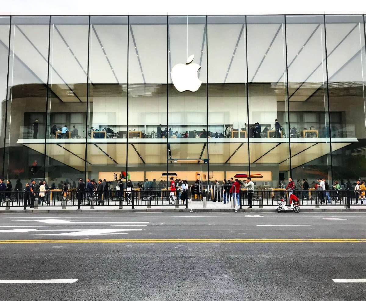 Apple’dan Apple Store Kararı: 2 Hafta Boyunca Kapalı Kalacak