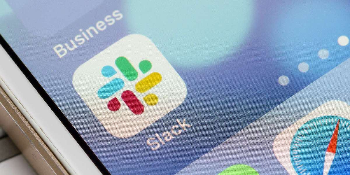 Slack CEO’su: Microsoft Teams, Slack İçin Bir Rakip Değil