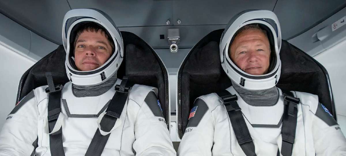 SpaceX’in Tarihi Görevi Yaklaşıyor: NASA Astronotları Ne Kadar Maaş Alıyor?